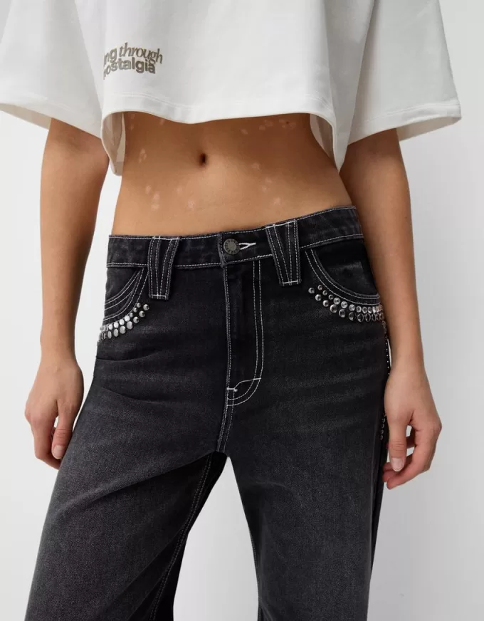 90-talsjeans med breda ben 90-talsjeans med breda ben