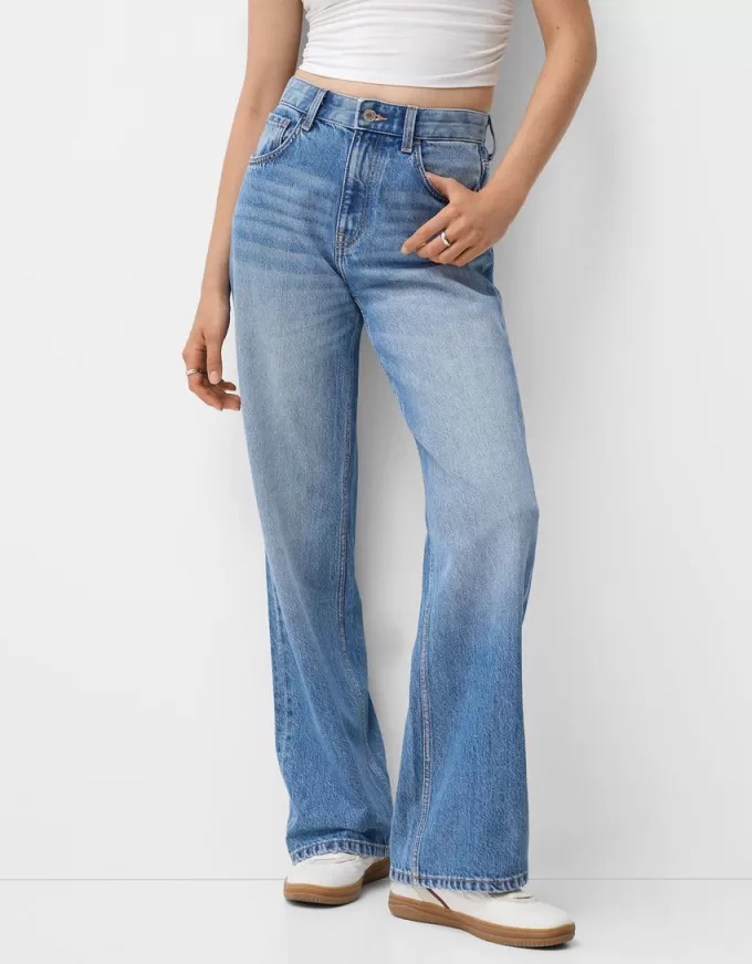 90-talsjeans med vida ben 90-talsjeans med vida ben