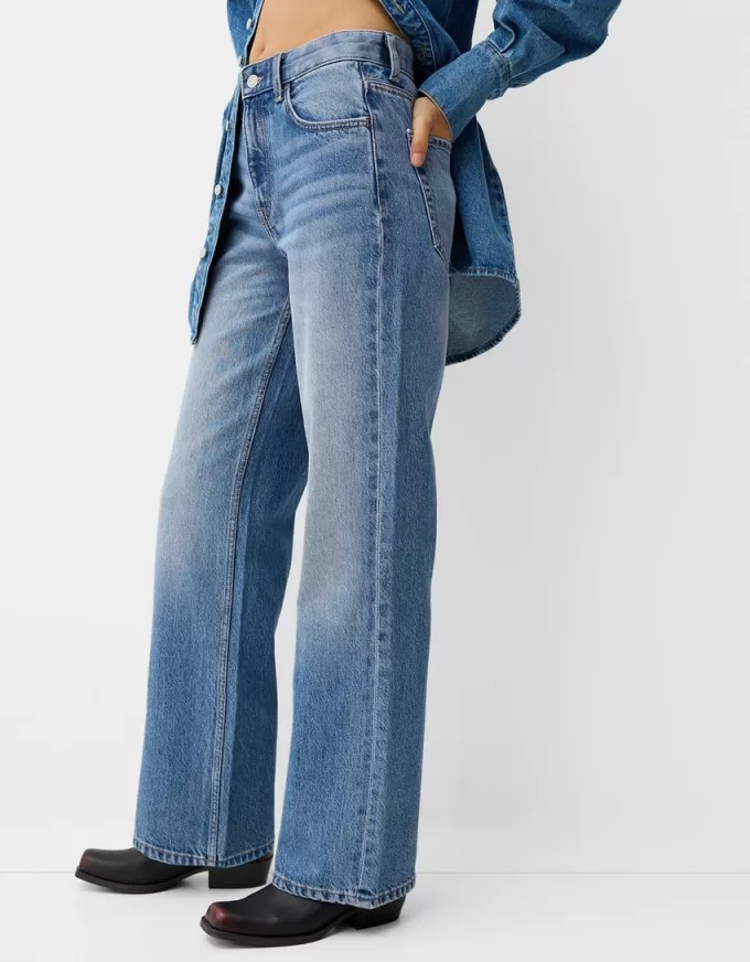 90-talsjeans med vida ben 90-talsjeans med vida ben