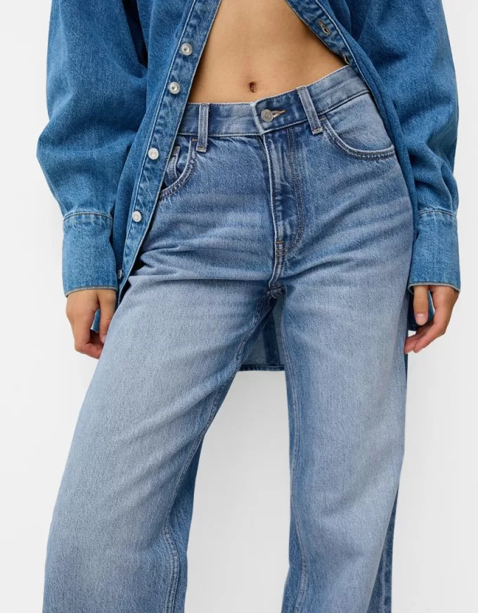 90-talsjeans med vida ben 90-talsjeans med vida ben