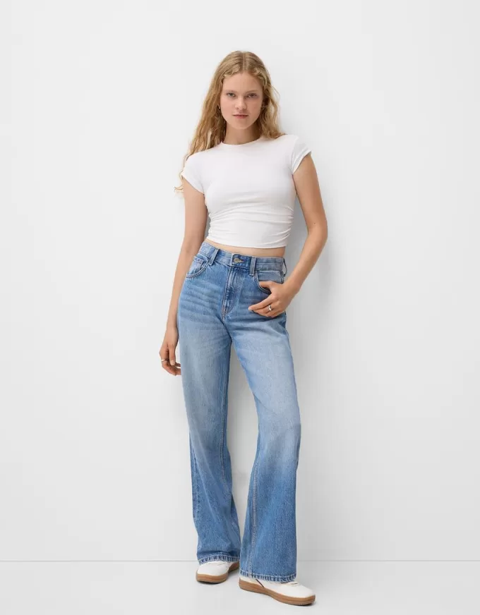 90-talsjeans med vida ben 90-talsjeans med vida ben