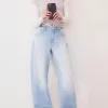 90-talsjeans med vida ben och uppvikbara fållar 90-talsjeans med vida ben och uppvikbara fållar