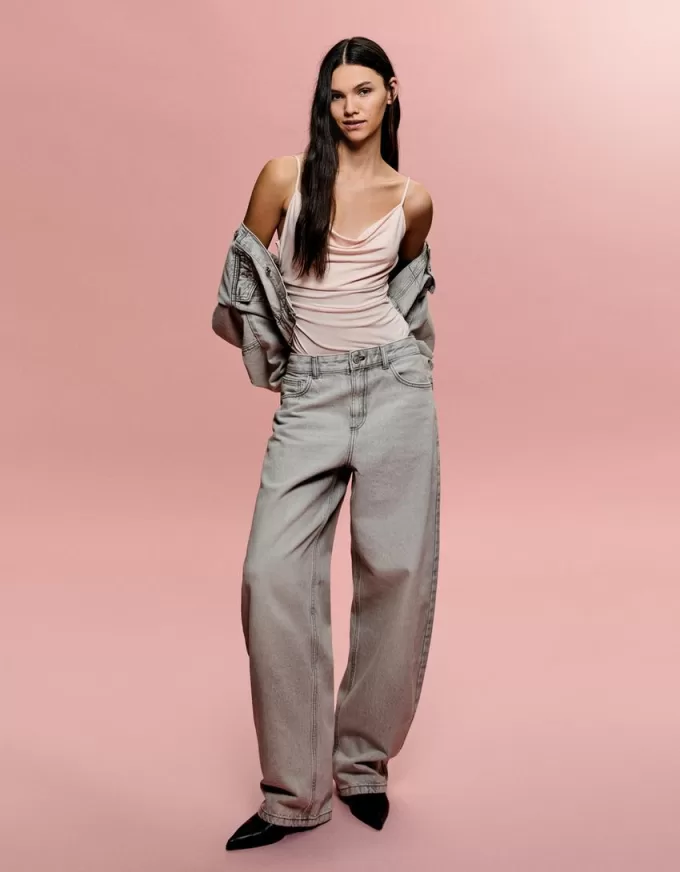 BERSHKA SERIEN draperad body med remmar BERSHKA SERIEN draperad body med remmar