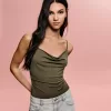 BERSHKA SERIEN draperad body med remmar BERSHKA SERIEN draperad body med remmar