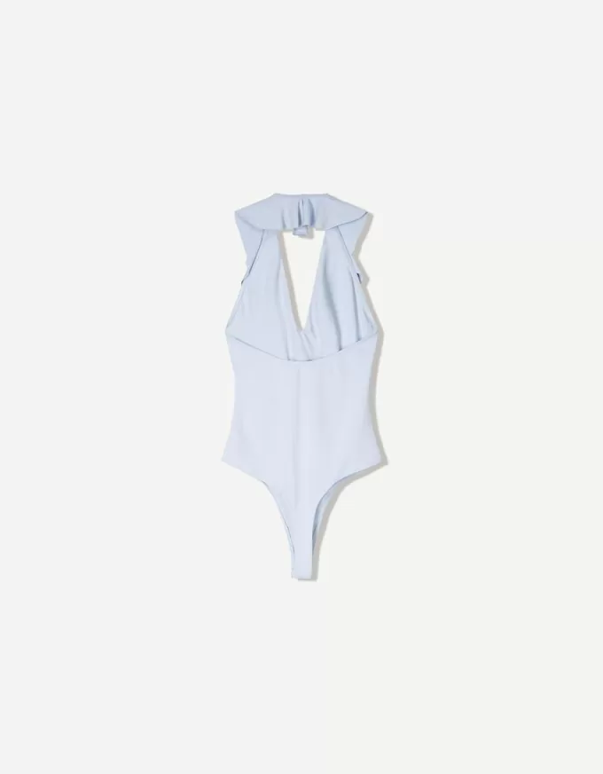 BERSHKA SERIEN draperad body med remmar BERSHKA SERIEN draperad body med remmar