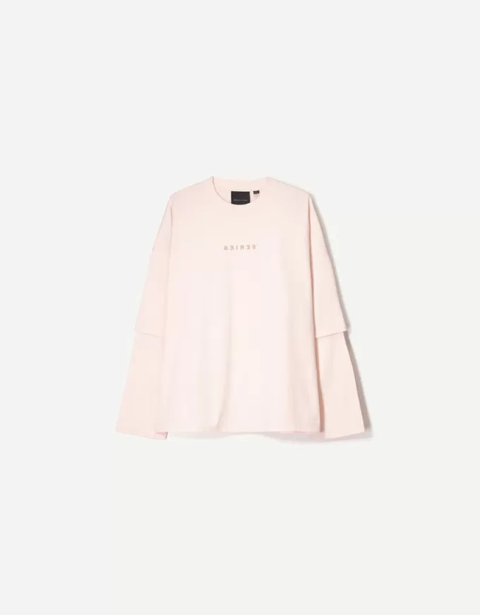 BERSHKA-SERIEN tryckt dubbelärmad T-shirt BERSHKA-SERIEN tryckt dubbelärmad T-shirt