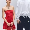 BERSHKA-SERIEN volangdraperad miniklänning BERSHKA-SERIEN volangdraperad miniklänning