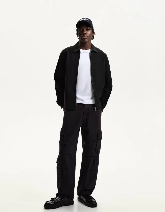 Baggy byxor med flera laster Baggy byxor med flera laster
