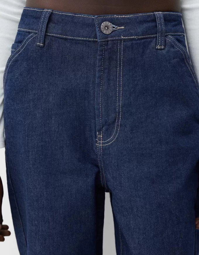 Baggy jeans