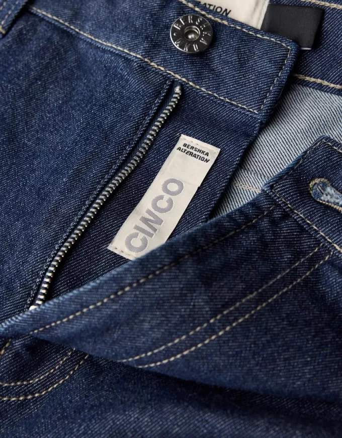Baggy jeans