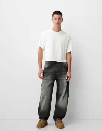 Baggy jeans med ballongpassform