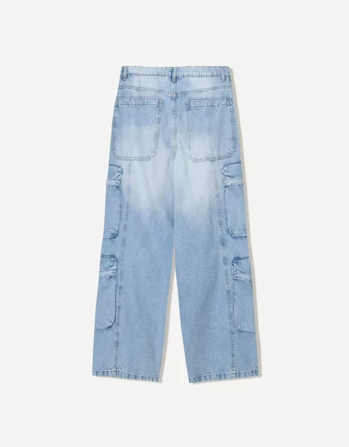 Baggy jeans med flera laster