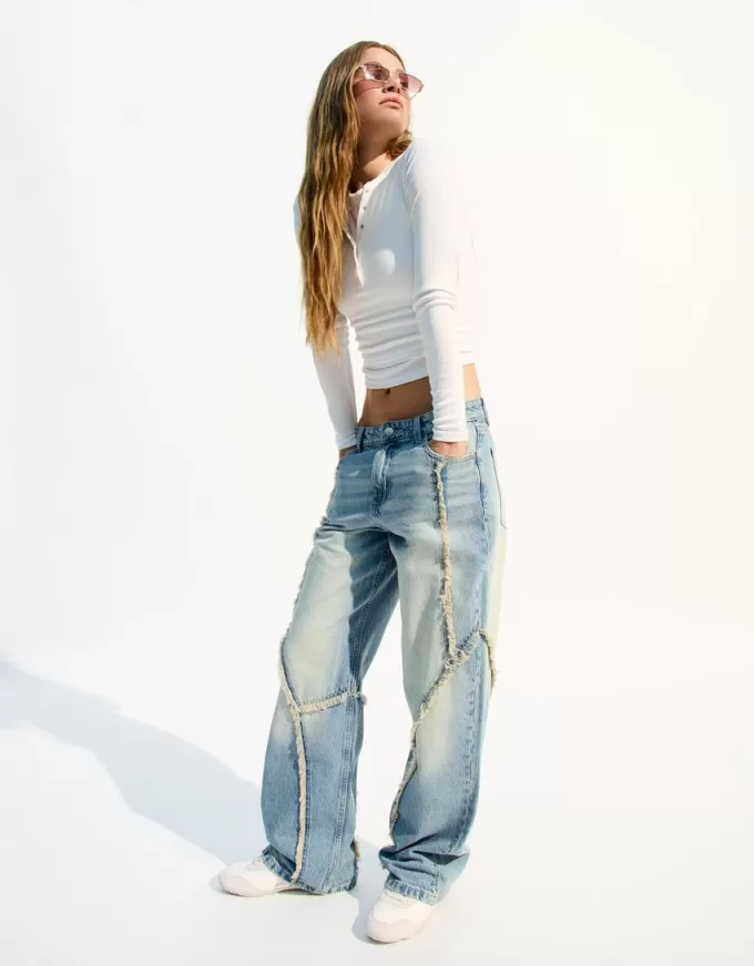 Baggy jeans med fransar Baggy jeans med fransar