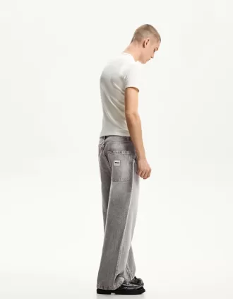 Baggy jeans med lös passform