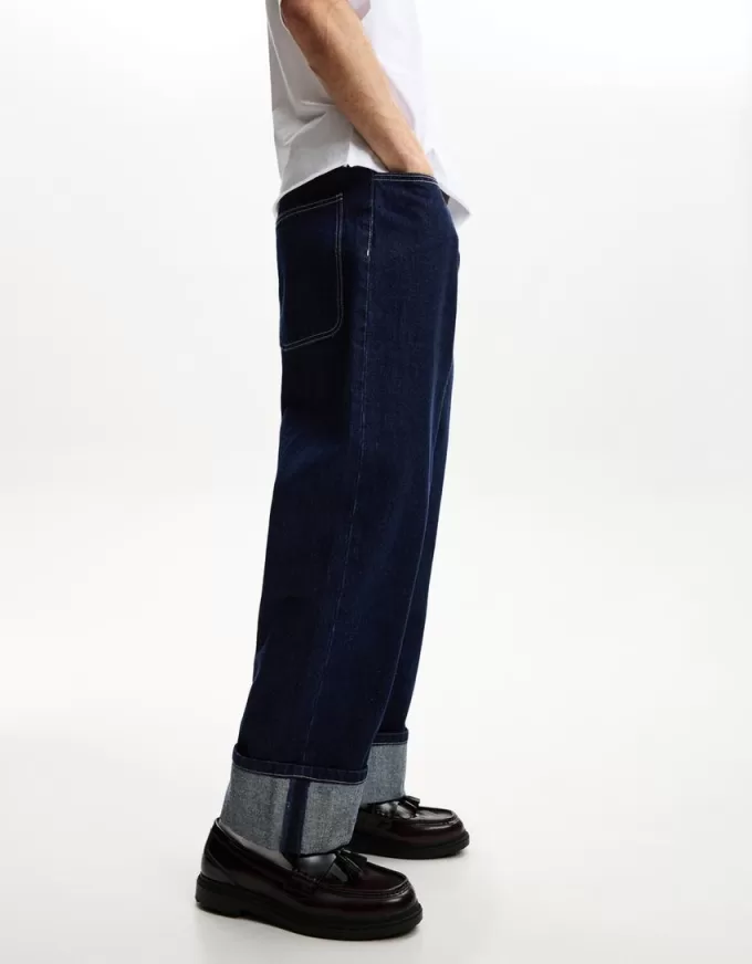 Baggy jeans med uppvikbara fållar Baggy jeans med uppvikbara fållar