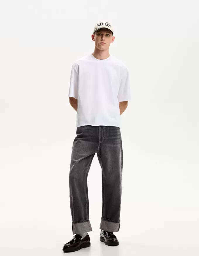 Baggy jeans med uppvikbara fållar Baggy jeans med uppvikbara fållar