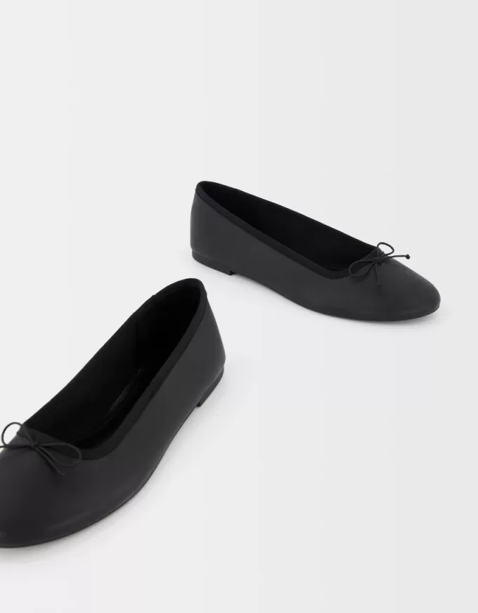 Ballerinor med rosettdetalj Ballerinor med rosettdetalj