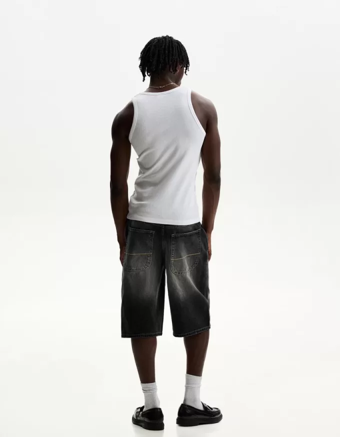 Bermudashorts för skejtare i jeans Bermudashorts för skejtare i jeans