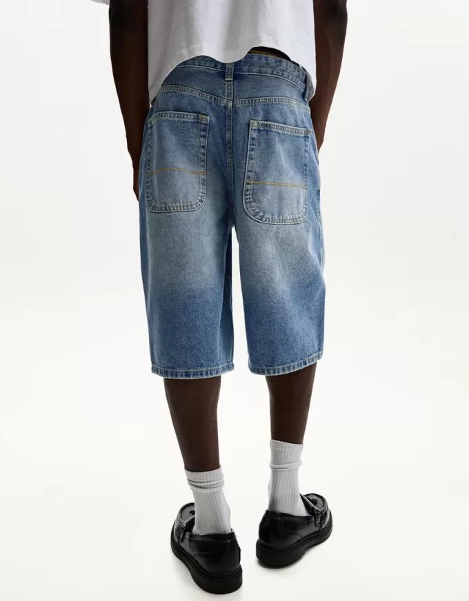 Bermudashorts för skejtare i jeans Bermudashorts för skejtare i jeans