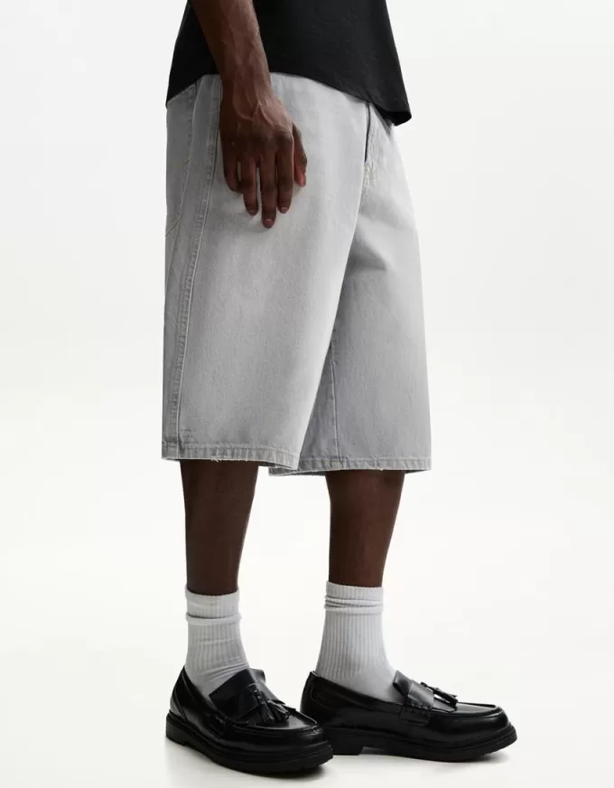 Bermudashorts för skejtare i jeans Bermudashorts för skejtare i jeans