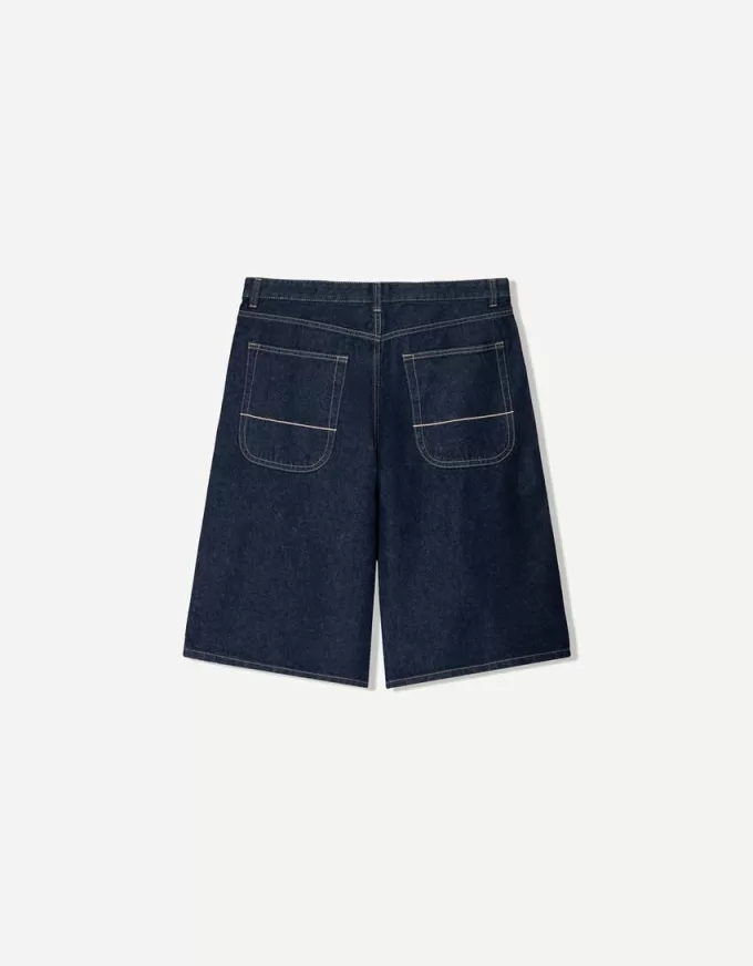 Bermudashorts för skejtare i jeans Bermudashorts för skejtare i jeans