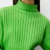 Beskuren ribbad oversize tröja med hög hals Beskuren ribbad oversize tröja med hög hals