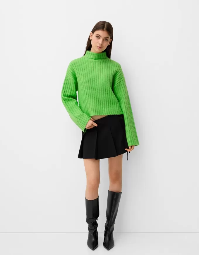 Beskuren ribbad oversize tröja med hög hals Beskuren ribbad oversize tröja med hög hals