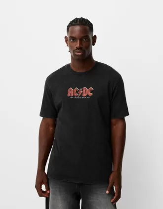 Blekt kortärmad T-shirt med AC/DC-tryck