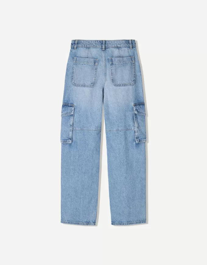 Cargojeans med raka ben Cargojeans med raka ben