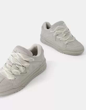Chunky skater sneakers