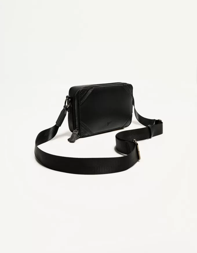 Crossbody-väska Crossbody-väska