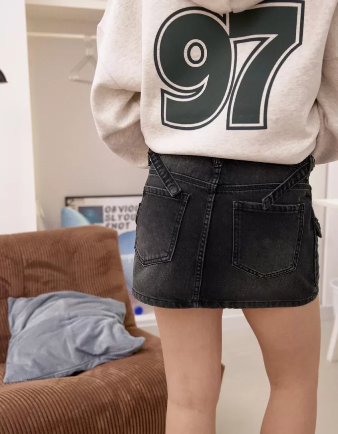 Denim cargo kjol med remmar Denim cargo kjol med remmar