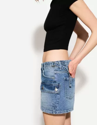 Denim cargo kjol med remmar