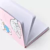 Ett paket med Hello Kitty and Friends-anteckningsböcker Ett paket med Hello Kitty and Friends-anteckningsböcker