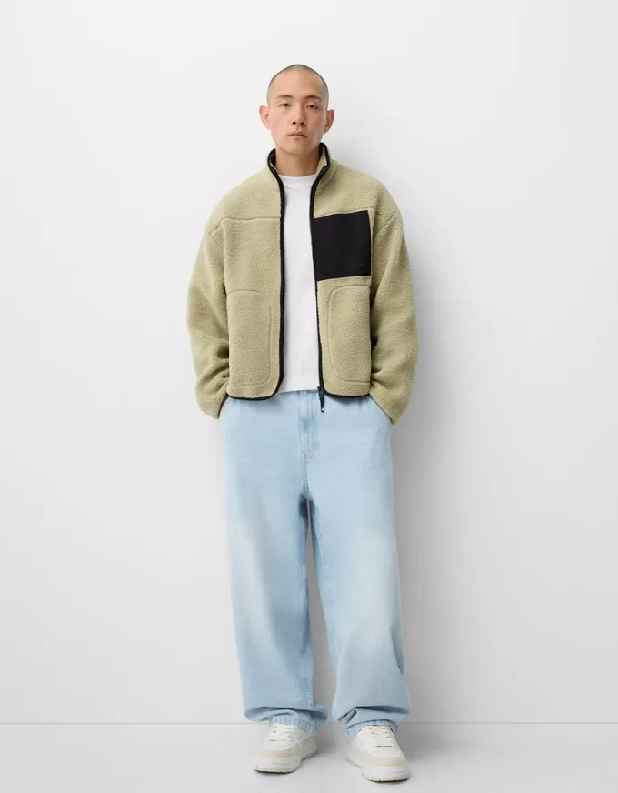 Faux shearling-jacka med kontrastdetaljer