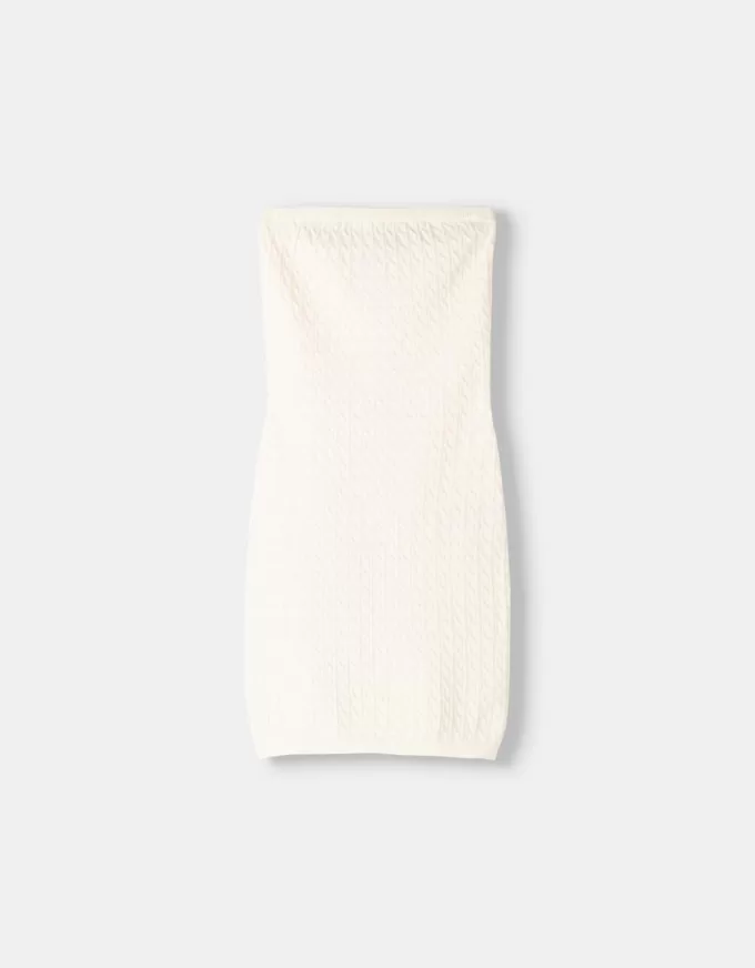 Flätad off-shoulder miniklänning Flätad off-shoulder miniklänning