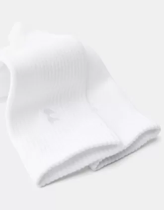 Förpackning med 3 broderade strumpor Förpackning med 3 broderade strumpor