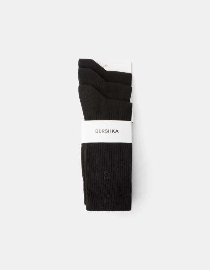 Förpackning med 3 broderade strumpor Förpackning med 3 broderade strumpor