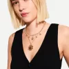 Förpackning med 3 hängande halsband Förpackning med 3 hängande halsband