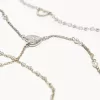 Förpackning med 3 hängande halsband Förpackning med 3 hängande halsband