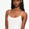 Förpackning med 3 hängande halsband Förpackning med 3 hängande halsband