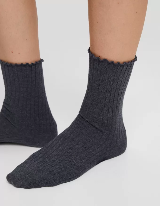 Förpackning med 3 par strumpor Förpackning med 3 par strumpor