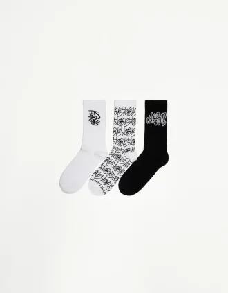 Förpackning med 3 tryckta strumpor Förpackning med 3 tryckta strumpor