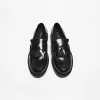 Fransade loafers med tofsar Fransade loafers med tofsar