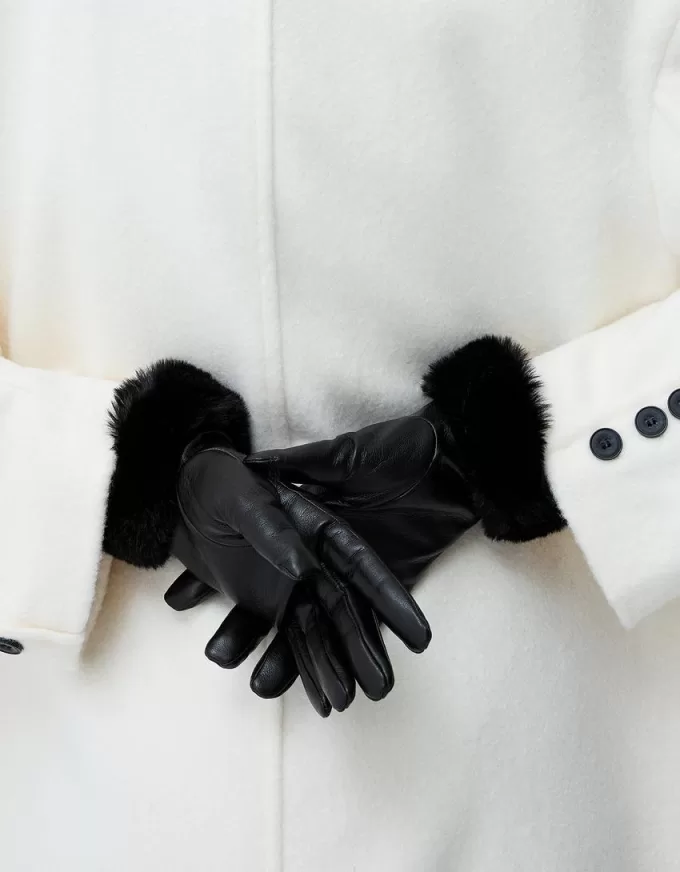 Handskar i konstläder Handskar i konstläder
