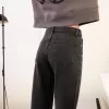 Höga mom-jeans med avslappnad passform Höga mom-jeans med avslappnad passform