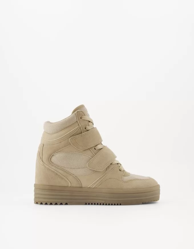 Höga sneakers med inre kil