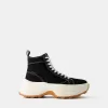 Höga sneakers med tjock sula Höga sneakers med tjock sula