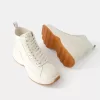 Höga sneakers med tjock sula Höga sneakers med tjock sula