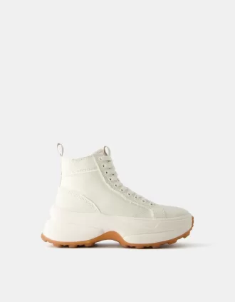 Höga sneakers med tjock sula